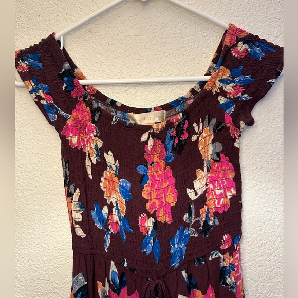 Brownish Purple Jumpsuit with Shirred Elastic Off-the-shoulder Top and Pockets - Picture 2 of 9